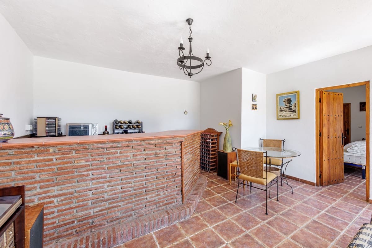 4 slaapkamer Finca/Landhuis te koop in Alhaurin el Grande met zwembad garage - € 575.000 (Ref: 9787927)