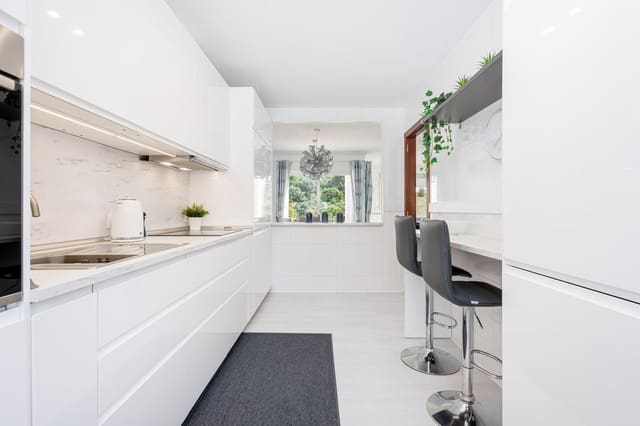 3 sypialnia Dom na sprzedaż w Alhaurín Golf, Alhaurín el Grande z basenem garażem - 449 000 € (Ref: 9810437)
