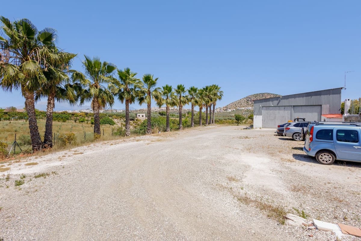 6 bedroom Villa for sale in Coin with pool garage - € 795,000 (Ref: 9861038)