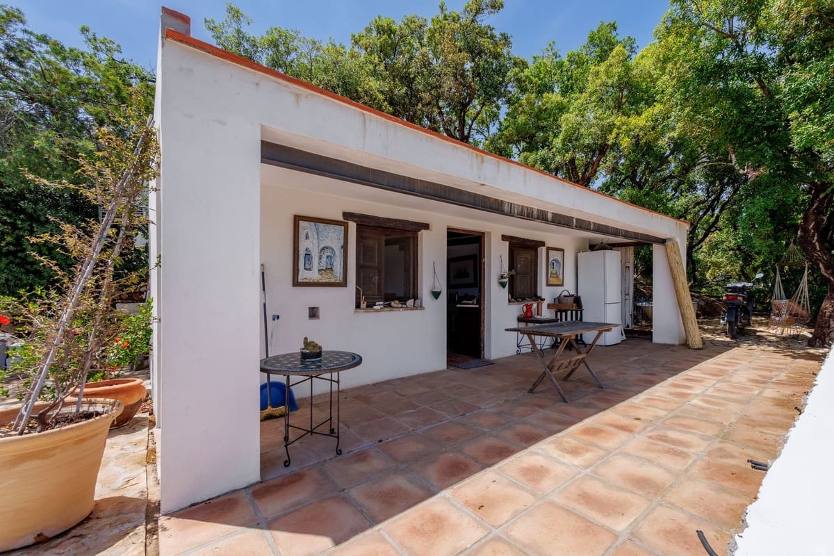 6 bedroom Villa for sale in Coin with pool garage - € 1,195,000 (Ref: 9863496)