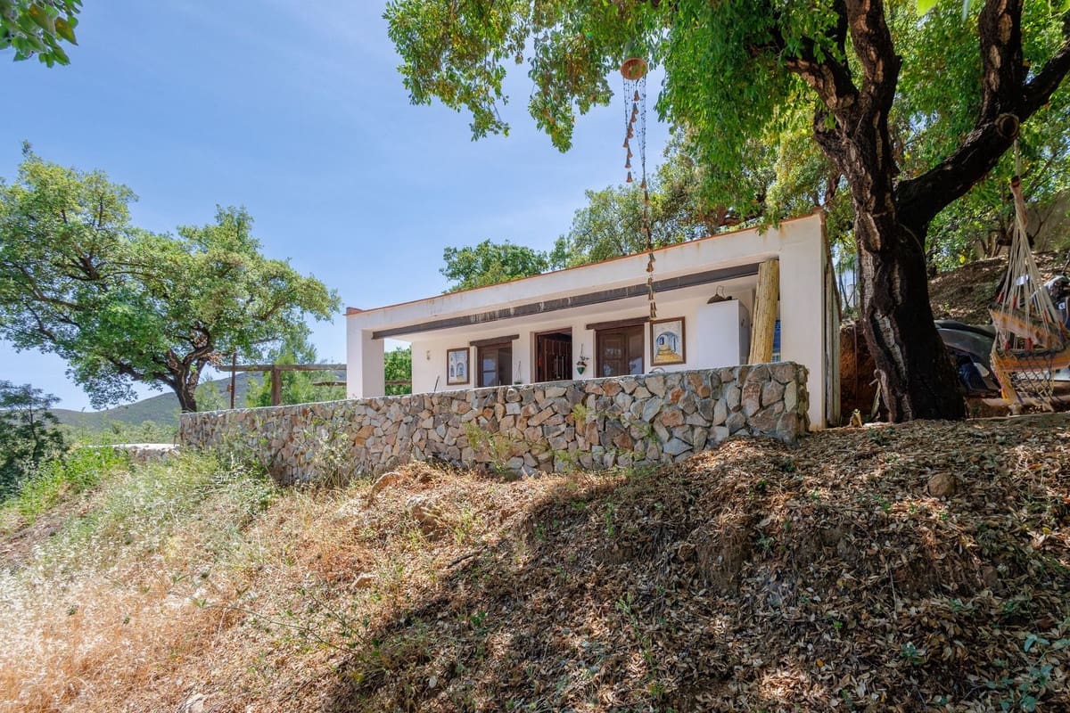 6 bedroom Villa for sale in Coin with pool garage - € 1,195,000 (Ref: 9863496)