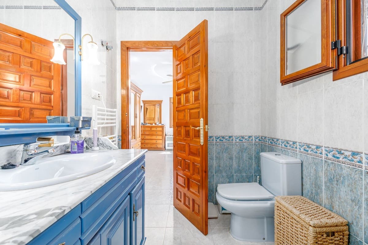 6 quarto Moradia para venda em Alhaurin el Grande com piscina garagem - 845 000 € (Ref: 9895456)