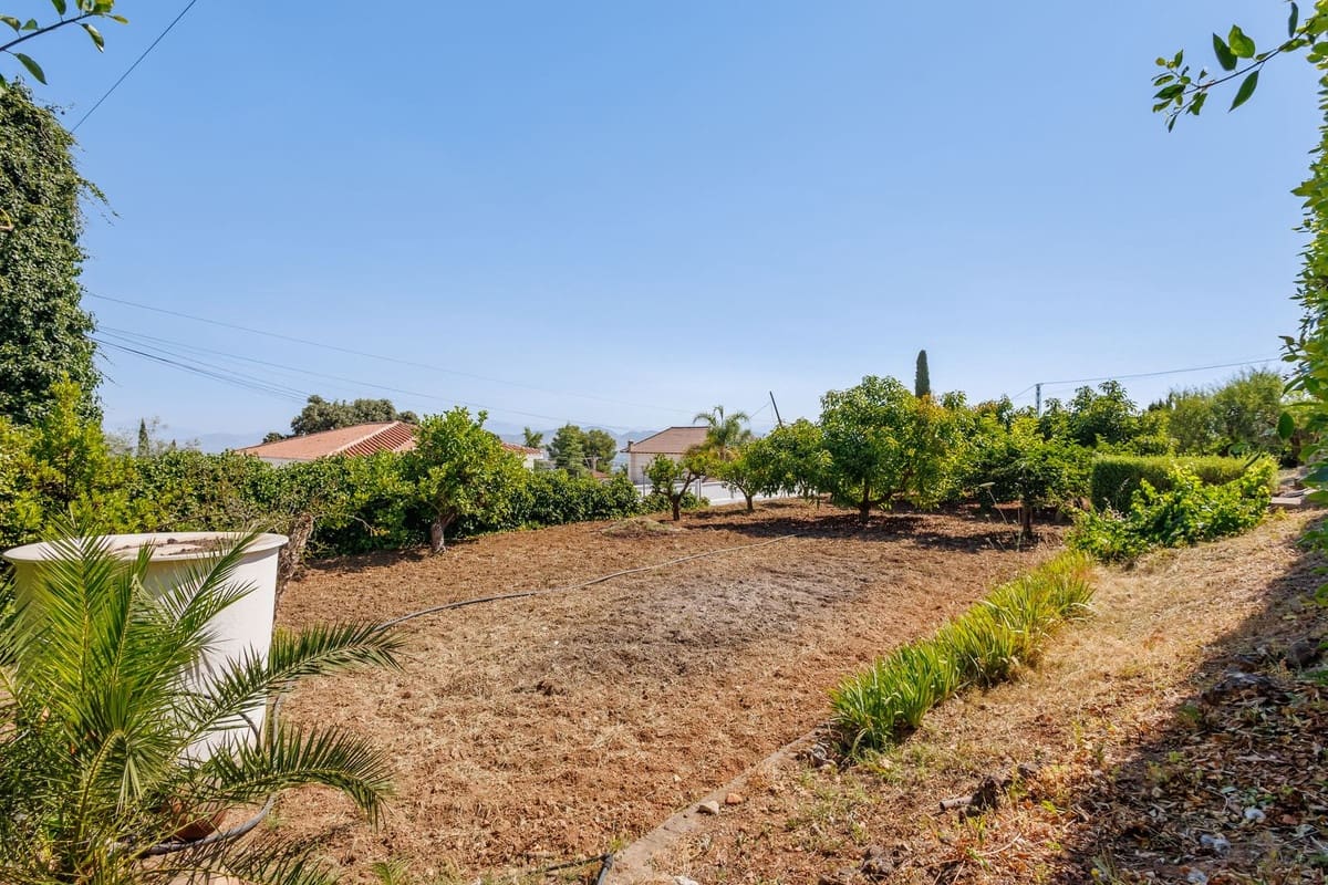 6 quarto Moradia para venda em Alhaurin el Grande com piscina garagem - 845 000 € (Ref: 9895456)