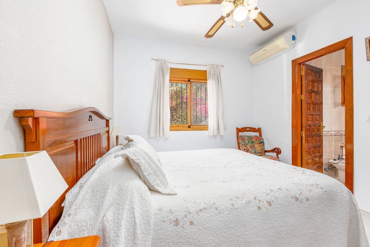 6 quarto Moradia para venda em Alhaurin el Grande com piscina garagem - 845 000 € (Ref: 9895456)