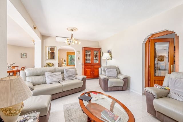 6 quarto Moradia para venda em Alhaurín el Grande com piscina garagem - 845 000 € (Ref: 9895456)