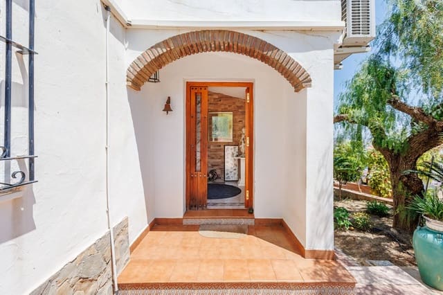 6 quarto Moradia para venda em Alhaurín el Grande com piscina garagem - 845 000 € (Ref: 9895456)
