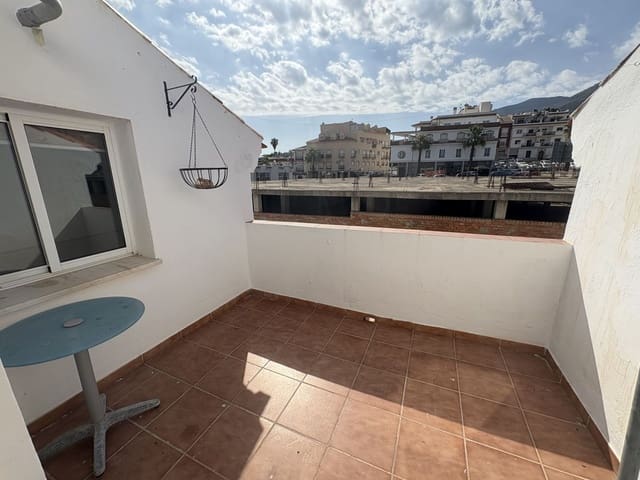 3 soveværelse Penthouse til salg i Alhaurín el Grande med garage - € 240.000 (Ref: 9925171)