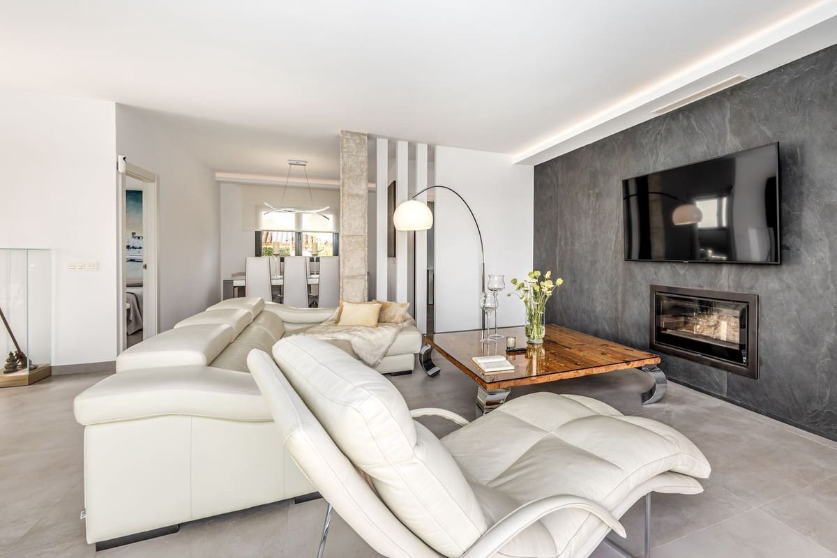 3 soverom Villa til salgs i Alhaurin el Grande med svømmebasseng - € 895 000 (Ref: 9928385)