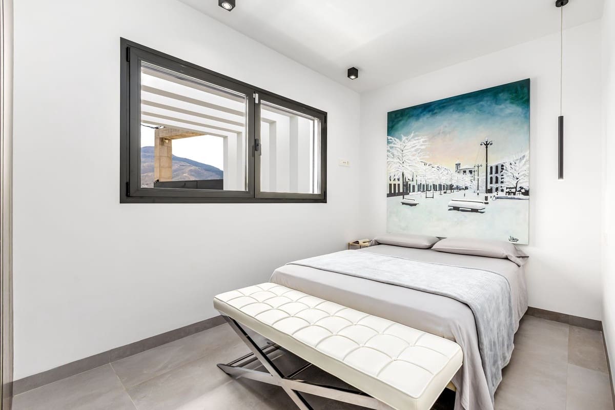 3 soverom Villa til salgs i Alhaurin el Grande med svømmebasseng - € 895 000 (Ref: 9928385)