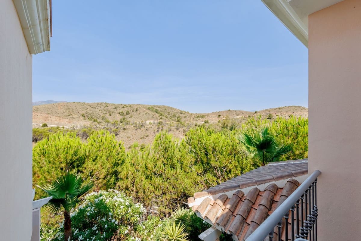 3 soveværelse Byhus til salg i Alhaurin Golf med swimmingpool garage - € 385.000 (Ref: 9946365)