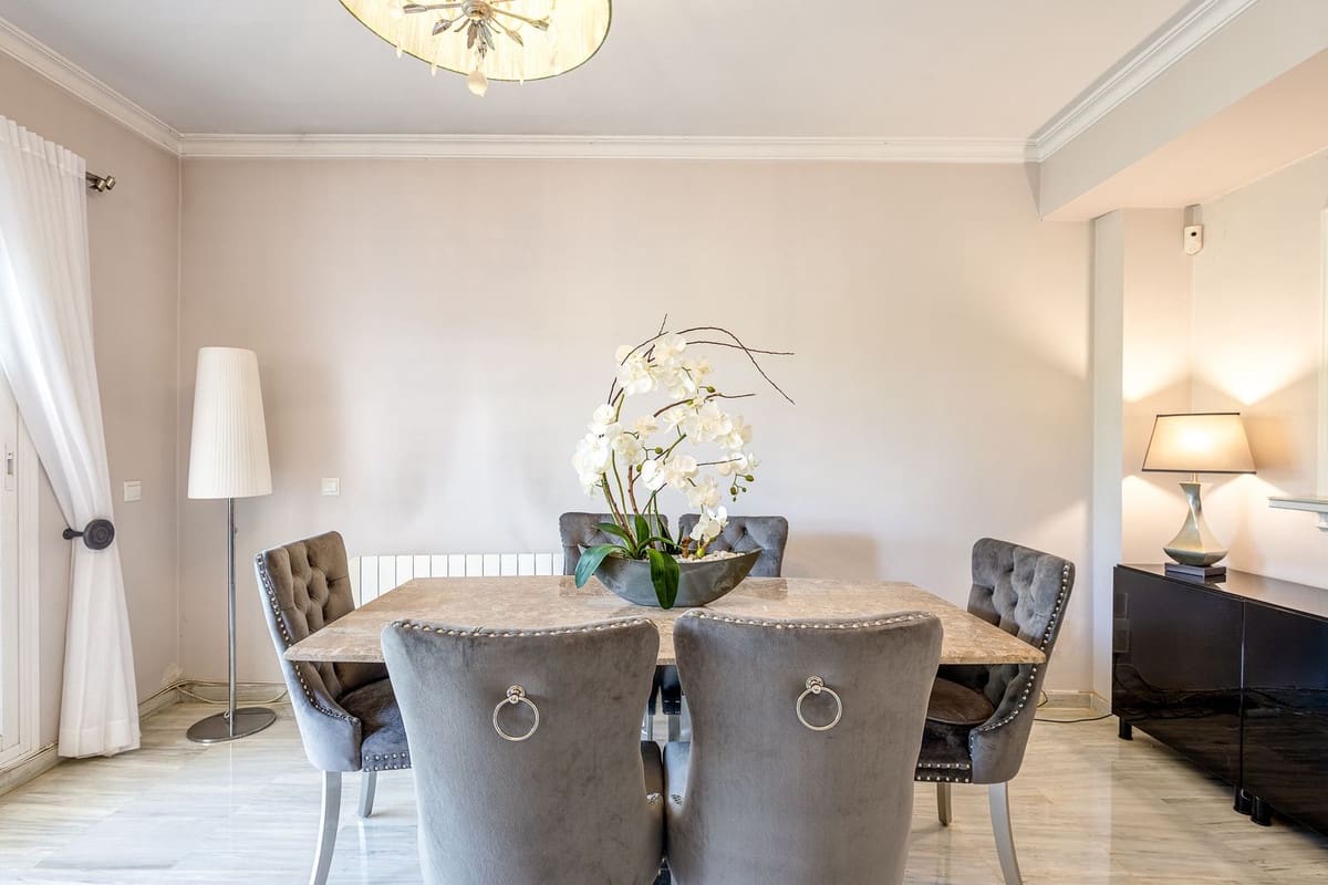 3 soveværelse Byhus til salg i Alhaurin Golf med swimmingpool garage - € 385.000 (Ref: 9946365)