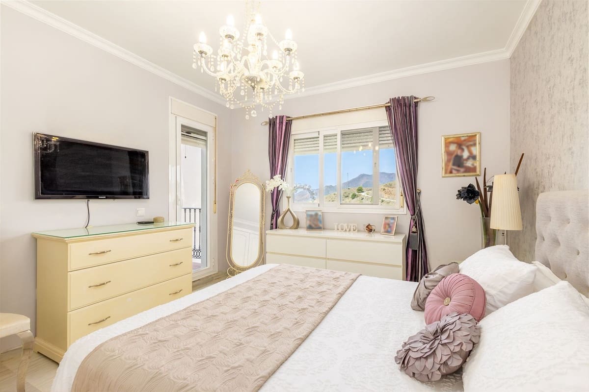 3 soveværelse Byhus til salg i Alhaurin Golf med swimmingpool garage - € 385.000 (Ref: 9946365)