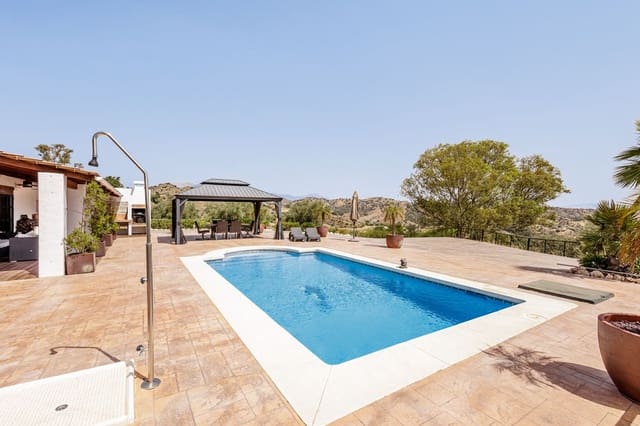 3 chambre Villa/Maison à vendre à Coín avec piscine garage - 745 000 € (Ref: 9965951)