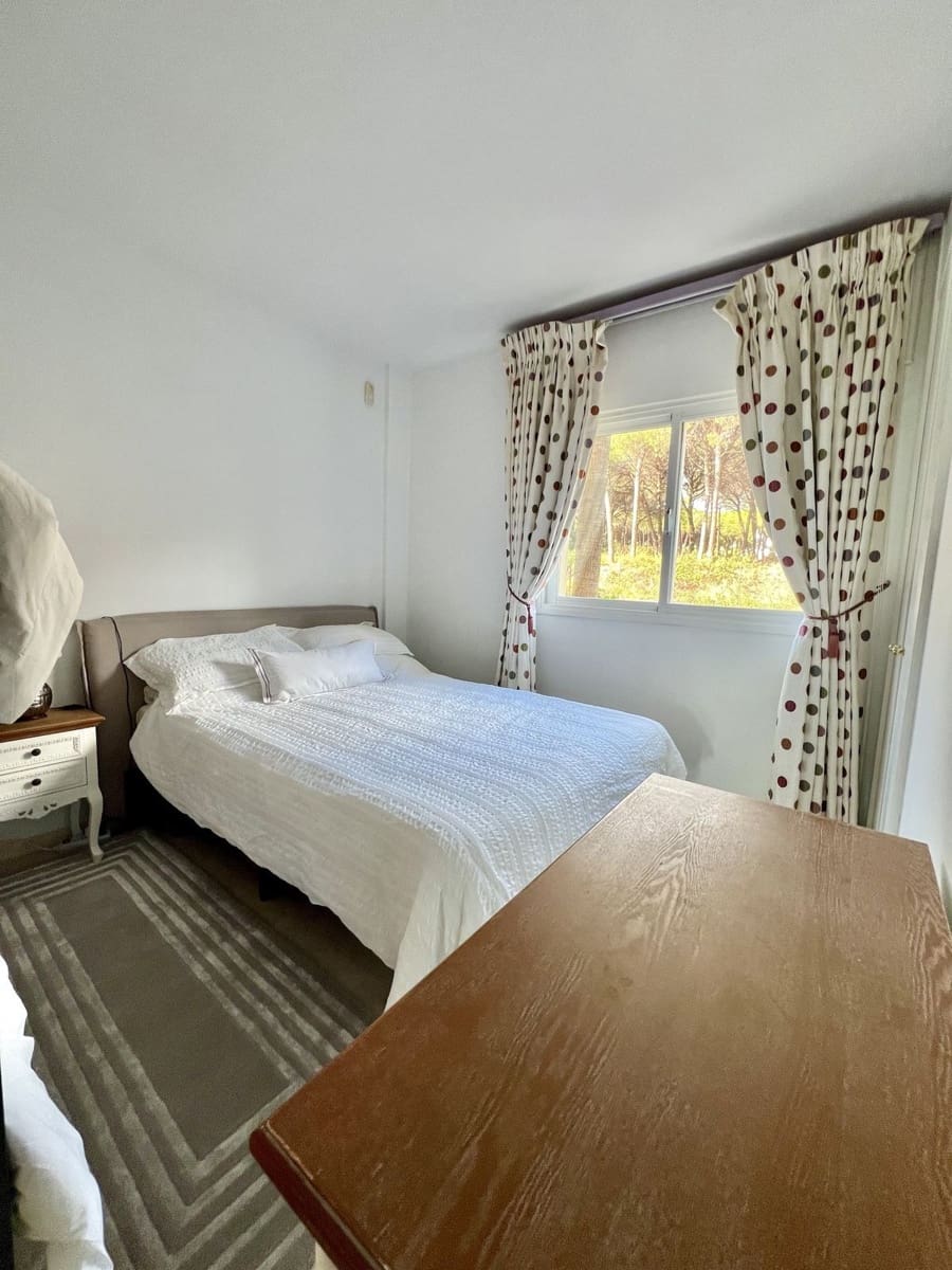 2 Zimmer Apartment zu verkaufen in Cabopino mit Pool Garage - 1.270.000 € (Ref: 10014656)