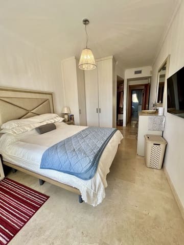 2 Zimmer Apartment zu verkaufen in Cabopino, Marbella mit Pool Garage - 1.270.000 € (Ref: 10014656)