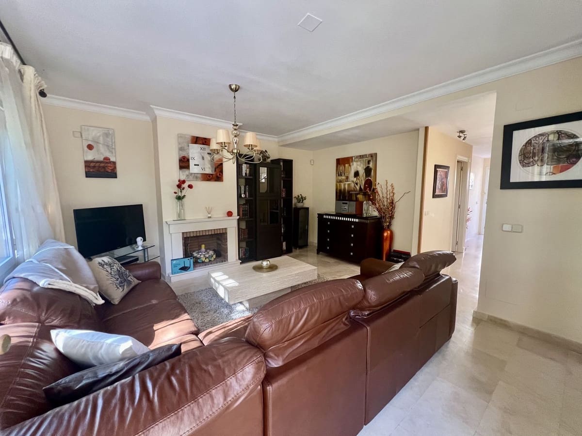 3 bedroom Townhouse for sale in Riviera del Sol - € 570,000 (Ref: 10016655)