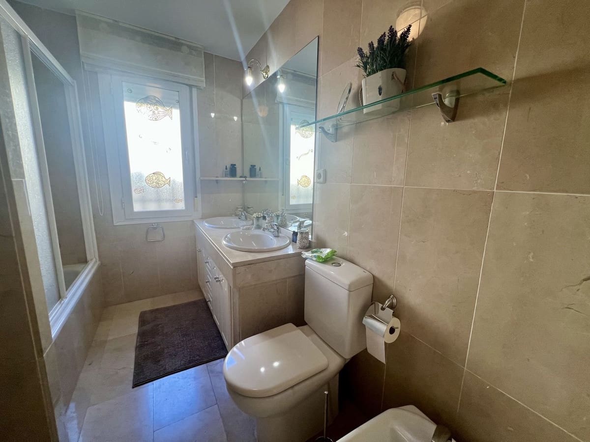 3 bedroom Townhouse for sale in Riviera del Sol - € 570,000 (Ref: 10016655)