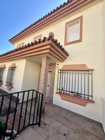 3 bedroom Townhouse for sale in Riviera del Sol, Mijas - € 570,000 (Ref: 10016655)