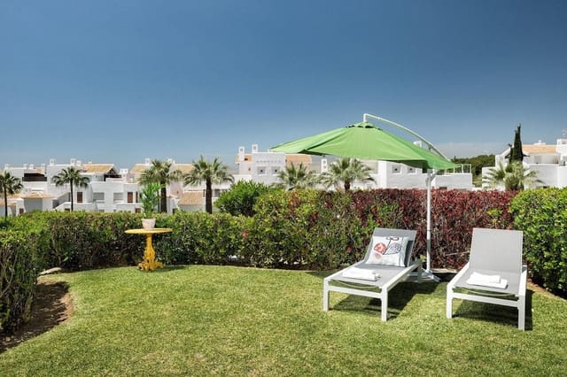 Apartamento de 2 habitaciones en Marbella en venta con piscina garaje - 1.390.000 € (Ref: 10041831)