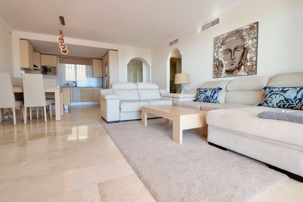 2 slaapkamer Appartement te koop in Calahonda met zwembad garage - € 349.900 (Ref: 10049657)