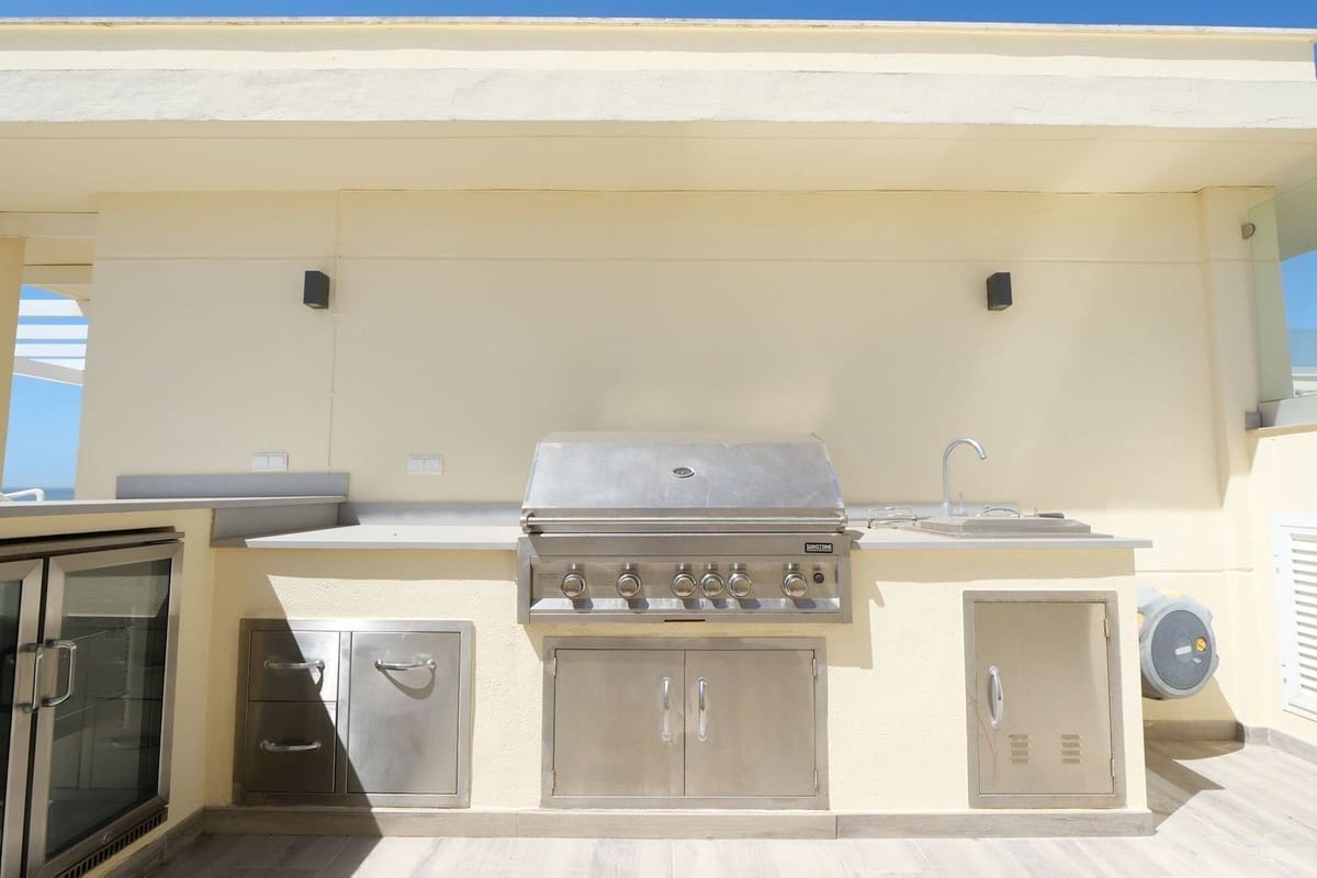 3 Zimmer Penthouse zu verkaufen in Marbella mit Pool Garage - 1.839.000 € (Ref: 10049857)