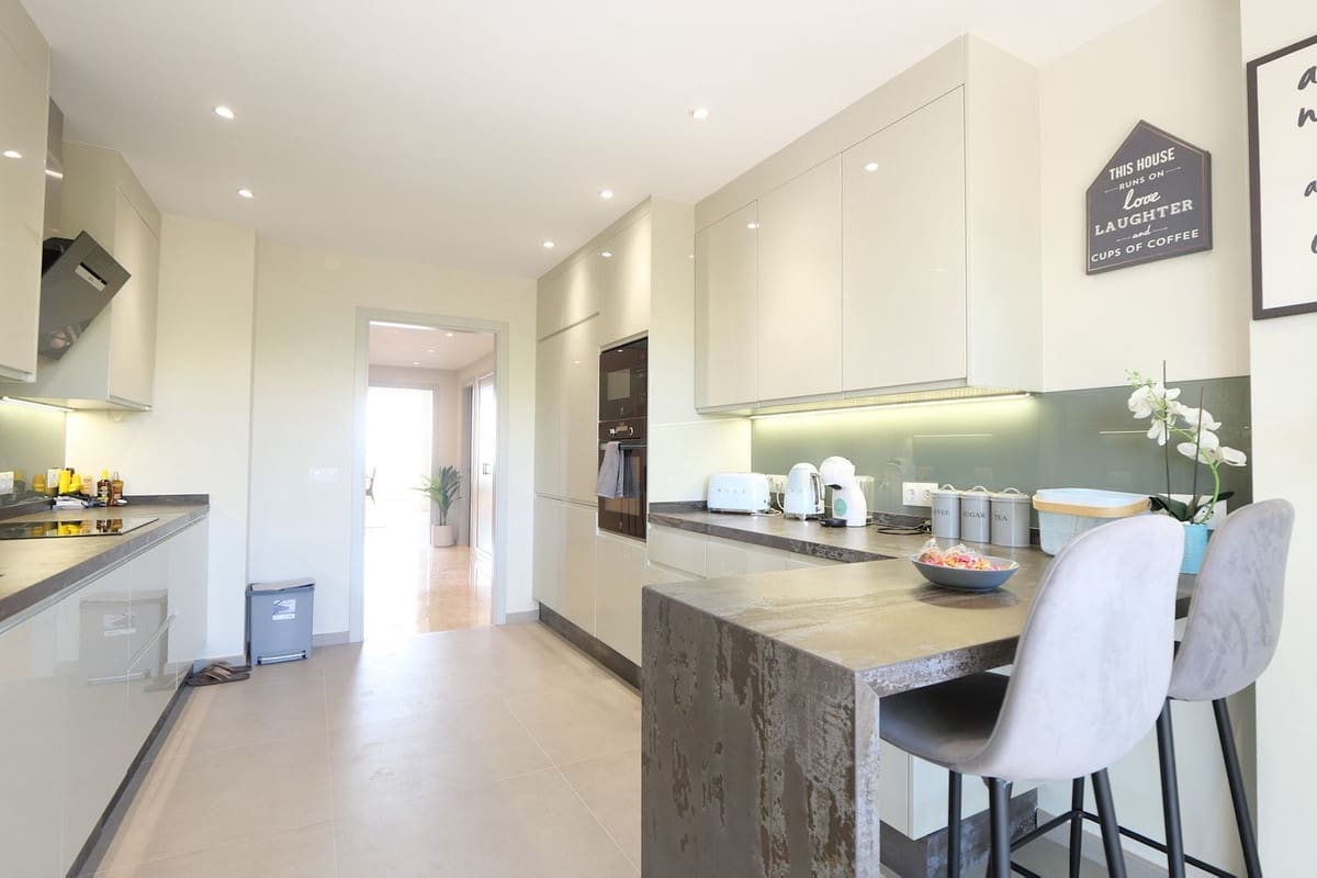 3 Zimmer Penthouse zu verkaufen in Marbella mit Pool Garage - 1.839.000 € (Ref: 10049857)