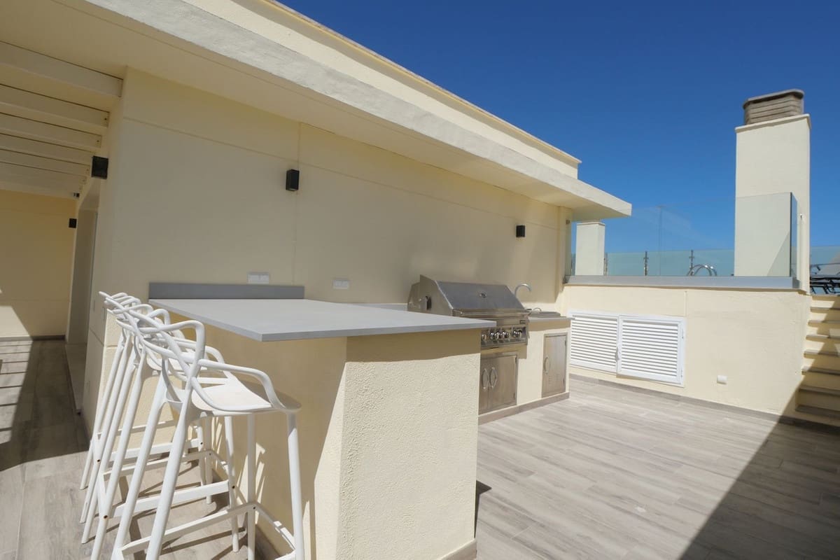 3 Zimmer Penthouse zu verkaufen in Marbella mit Pool Garage - 1.839.000 € (Ref: 10049857)