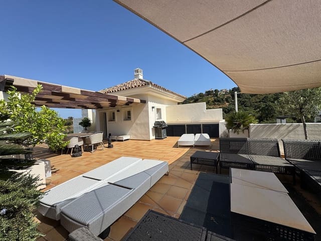 3 quarto Penthouse para venda em La Mairena, Ojen com piscina garagem - 595 000 € (Ref: 10065089)