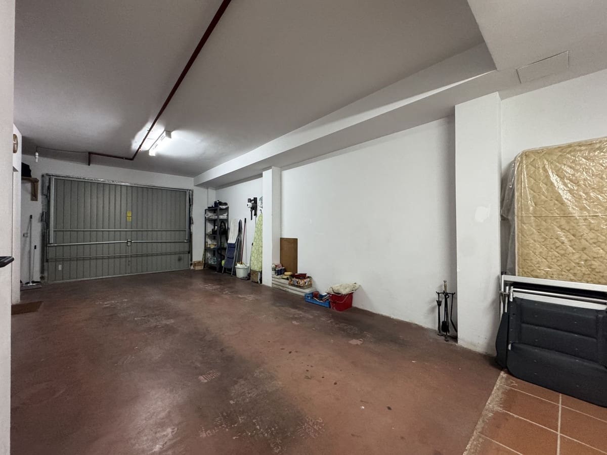2 soveværelse Rækkehus til salg i Cabopino med swimmingpool garage - € 525.000 (Ref: 10085015)