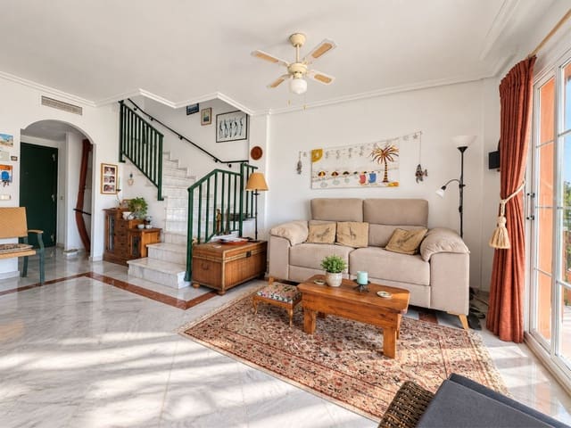 2 quarto Moradia em Banda para venda em Cabopino, Marbella com piscina garagem - 525 000 € (Ref: 10085015)
