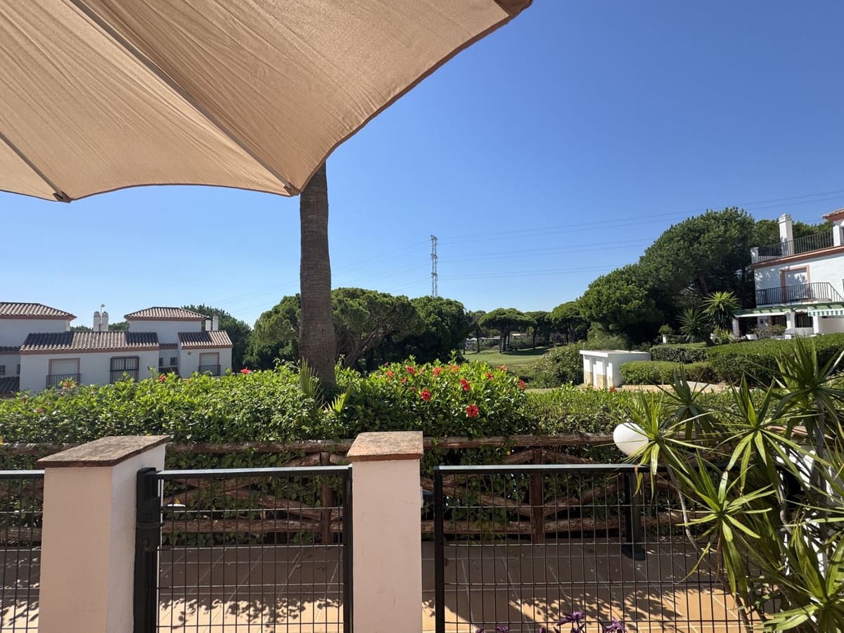2 bedroom Terraced Villa for sale in Cabopino with pool garage - € 525,000 (Ref: 10085015)