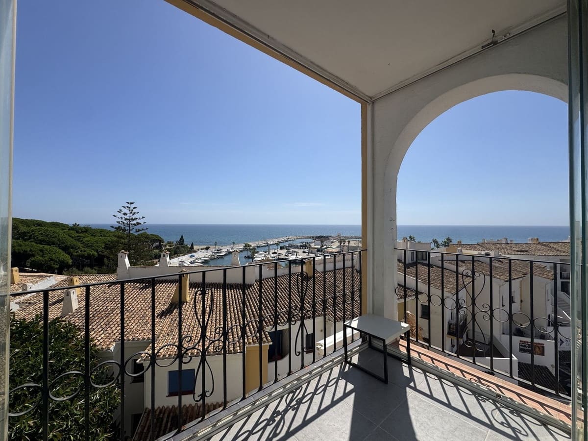2 chambre Appartement à vendre à Cabopino avec piscine garage - 595 000 € (Ref: 10088625)