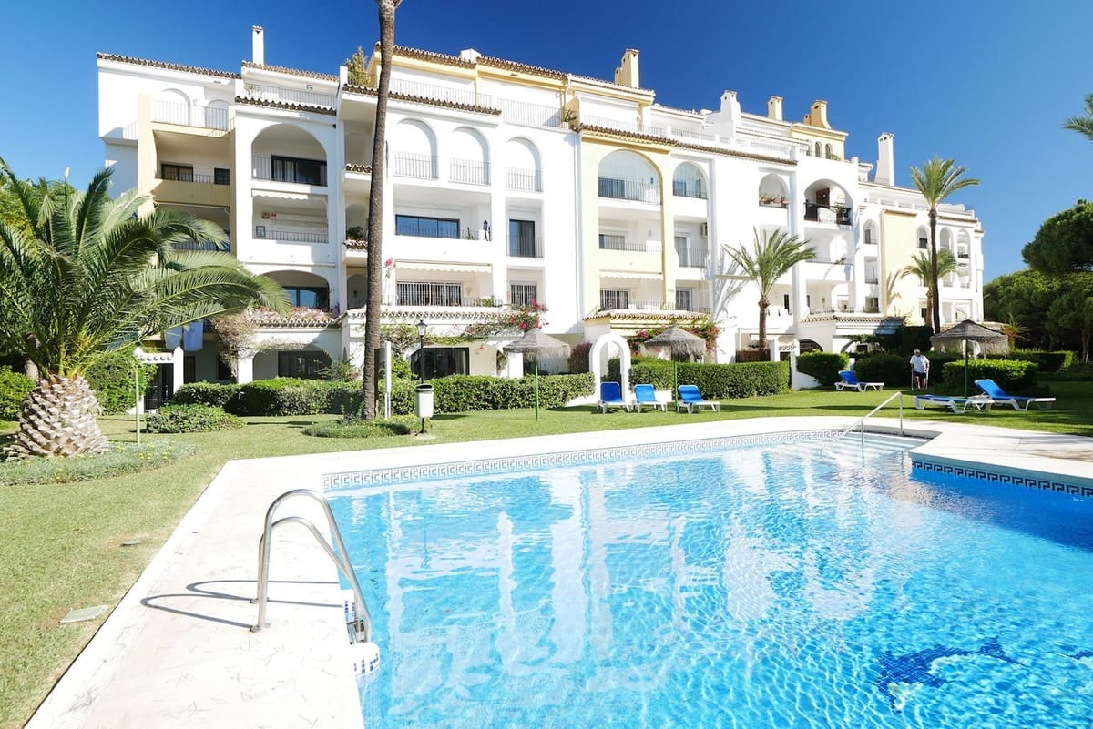 2 chambre Appartement à vendre à Cabopino avec piscine garage - 595 000 € (Ref: 10088625)