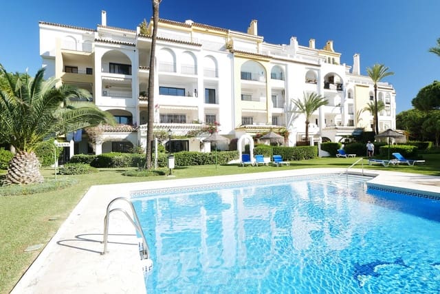 2 chambre Appartement à vendre à Cabopino, Marbella avec piscine garage - 595 000 € (Ref: 10088625)