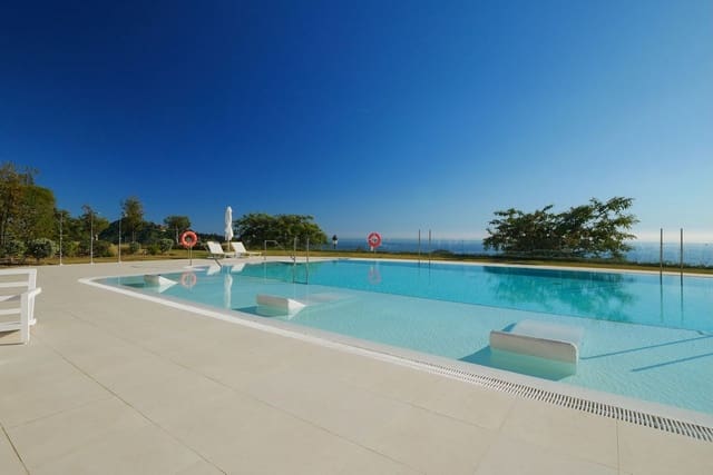 3 soverom Penthouse til salgs i Marbella med svømmebasseng garasje - € 2 900 000 (Ref: 10089968)