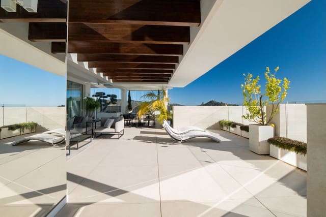 3 soverom Penthouse til salgs i Marbella med svømmebasseng garasje - € 2 900 000 (Ref: 10089968)