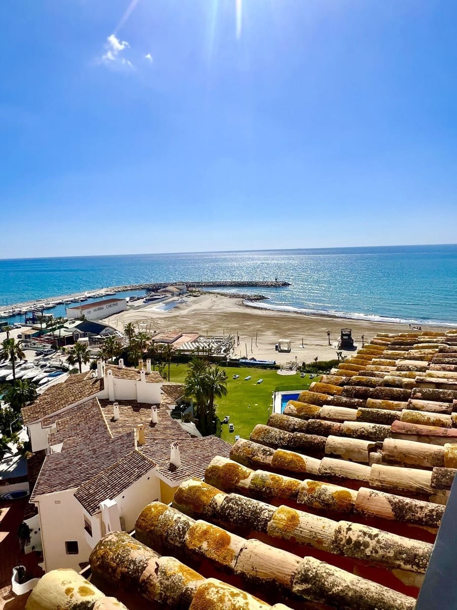 3 bedroom Apartment for sale in Cabopino with pool - € 990,000 (Ref: 10095460)