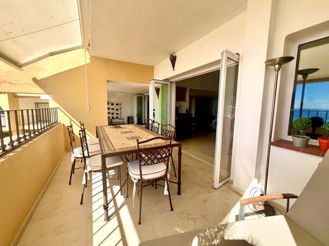 4 Zimmer Apartment zu verkaufen in Cabopino, Marbella mit Pool Garage - 1.150.000 € (Ref: 10095460)