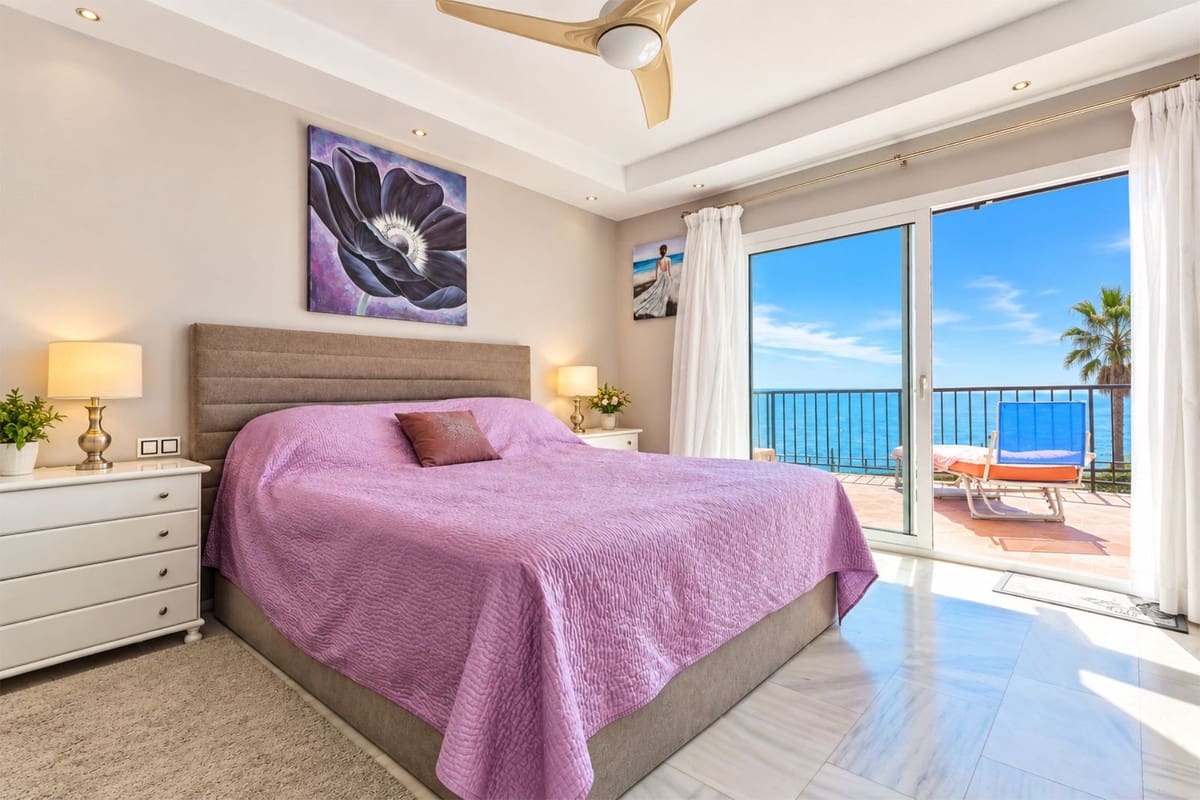 2 sovrum Radhus till salu i Calahonda med pool garage - 775 000 € (Ref: 10099565)