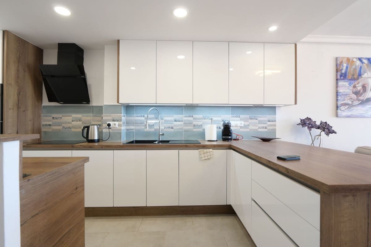 2 sovrum Radhus till salu i Calahonda med pool garage - 775 000 € (Ref: 10099565)