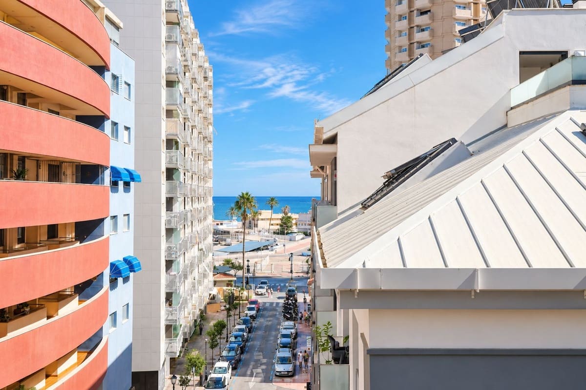 3 bedroom Penthouse for sale in Fuengirola - € 439,000 (Ref: 10101080)