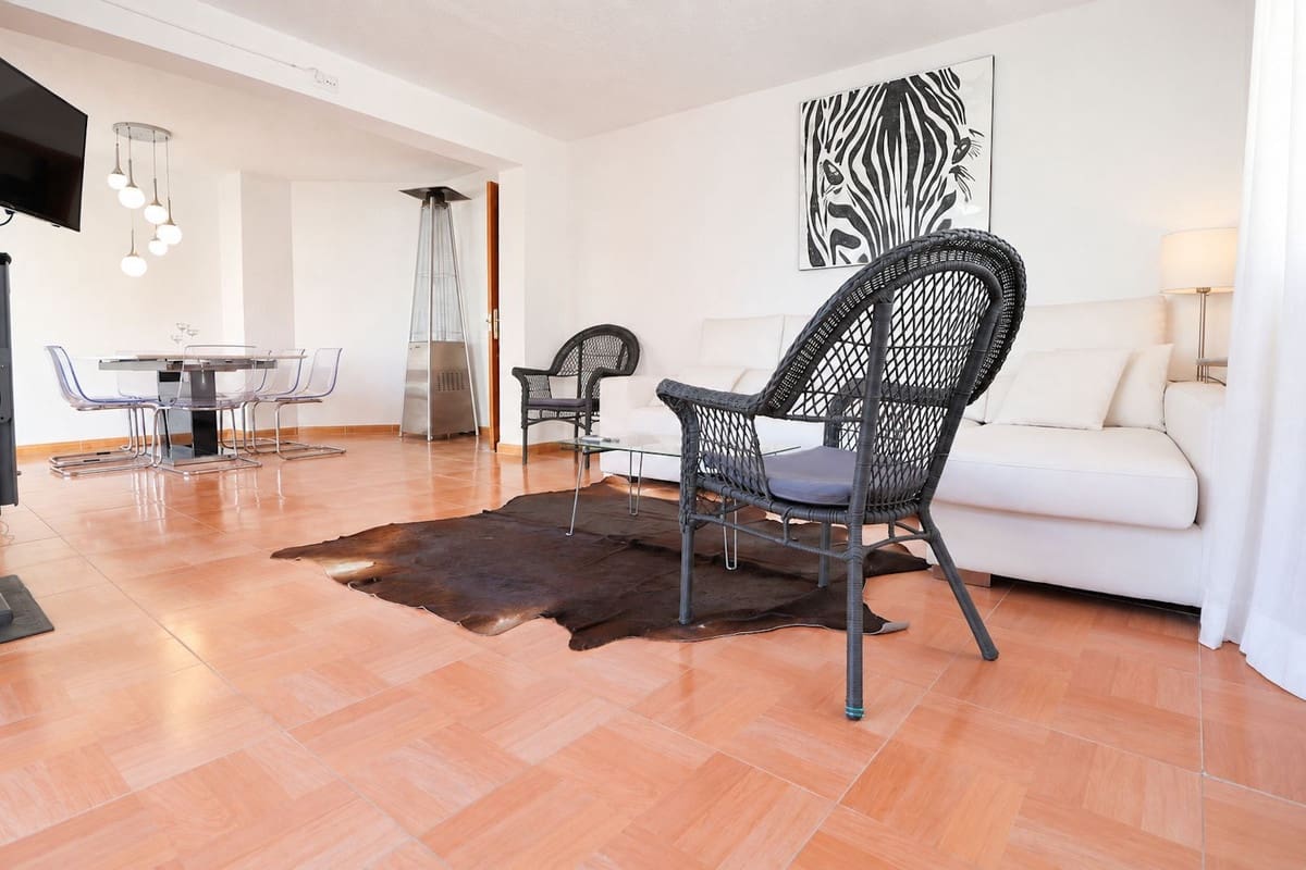 3 bedroom Penthouse for sale in Fuengirola - € 439,000 (Ref: 10101080)