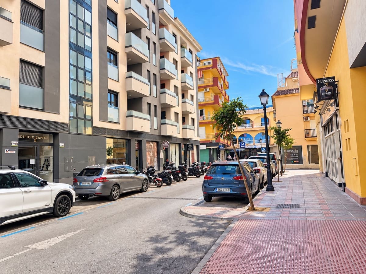 3 bedroom Penthouse for sale in Fuengirola - € 439,000 (Ref: 10101080)