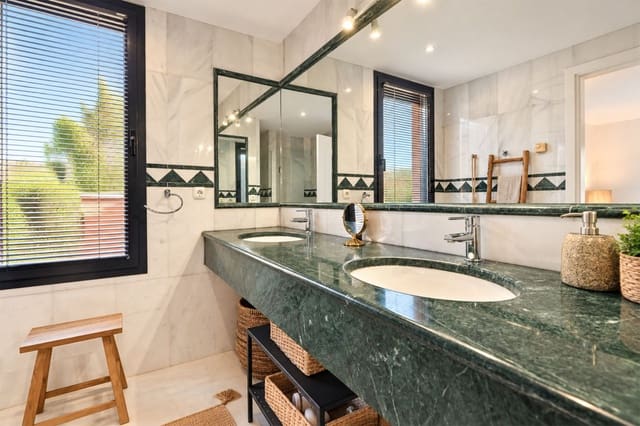 4 camera da letto Attico in vendita in Calahonda, Mijas con piscina garage - 1.150.000 € (Rif: 10110324)