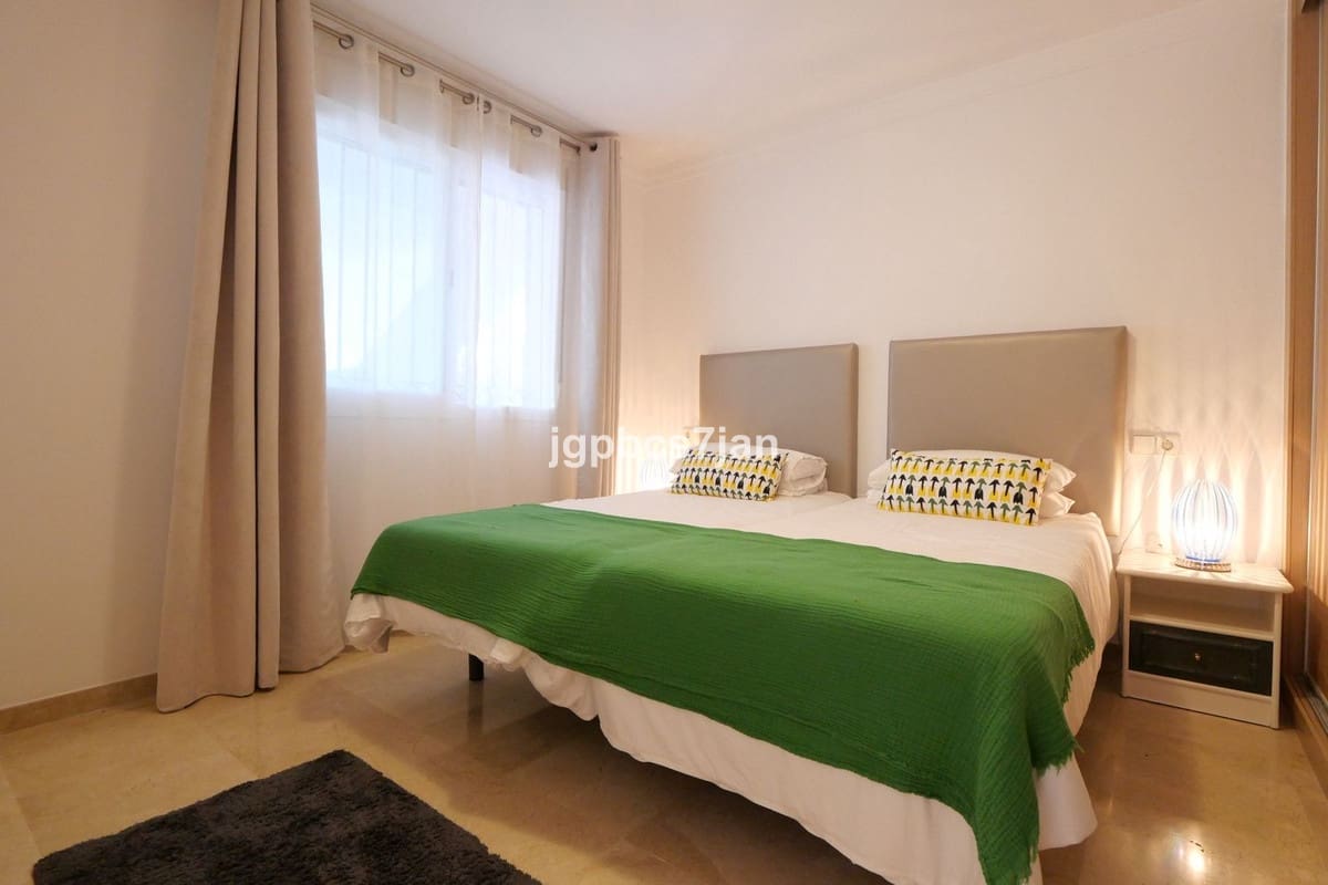 3 soverom Leilighet til salgs i La Mairena med svømmebasseng garasje - € 449 999 (Ref: 10111060)