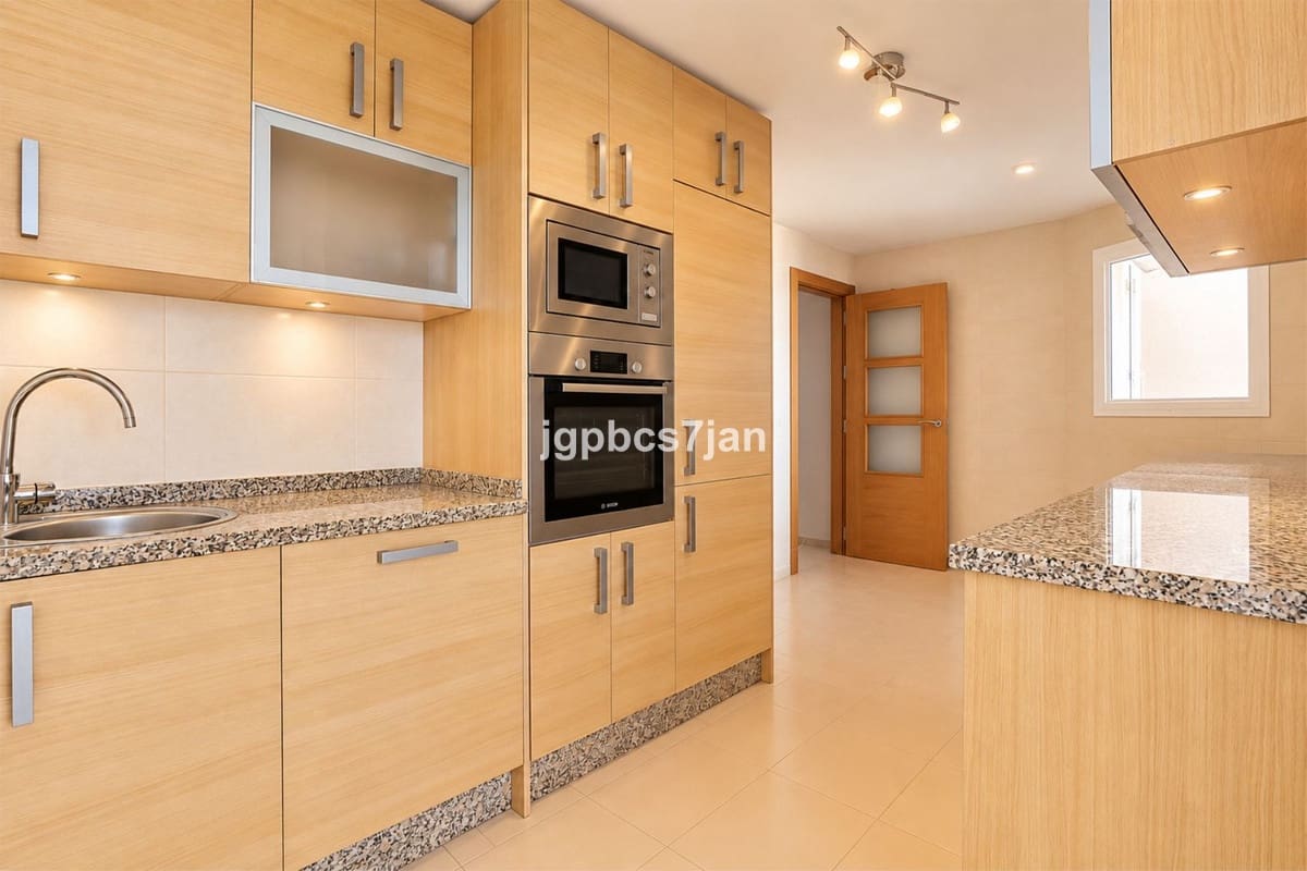 3 soverom Leilighet til salgs i La Mairena med svømmebasseng garasje - € 449 999 (Ref: 10111060)