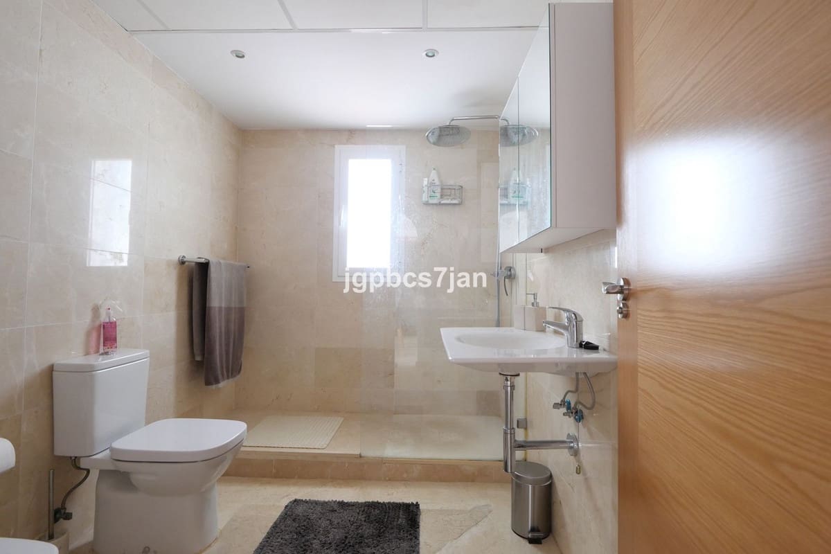3 soverom Leilighet til salgs i La Mairena med svømmebasseng garasje - € 449 999 (Ref: 10111060)