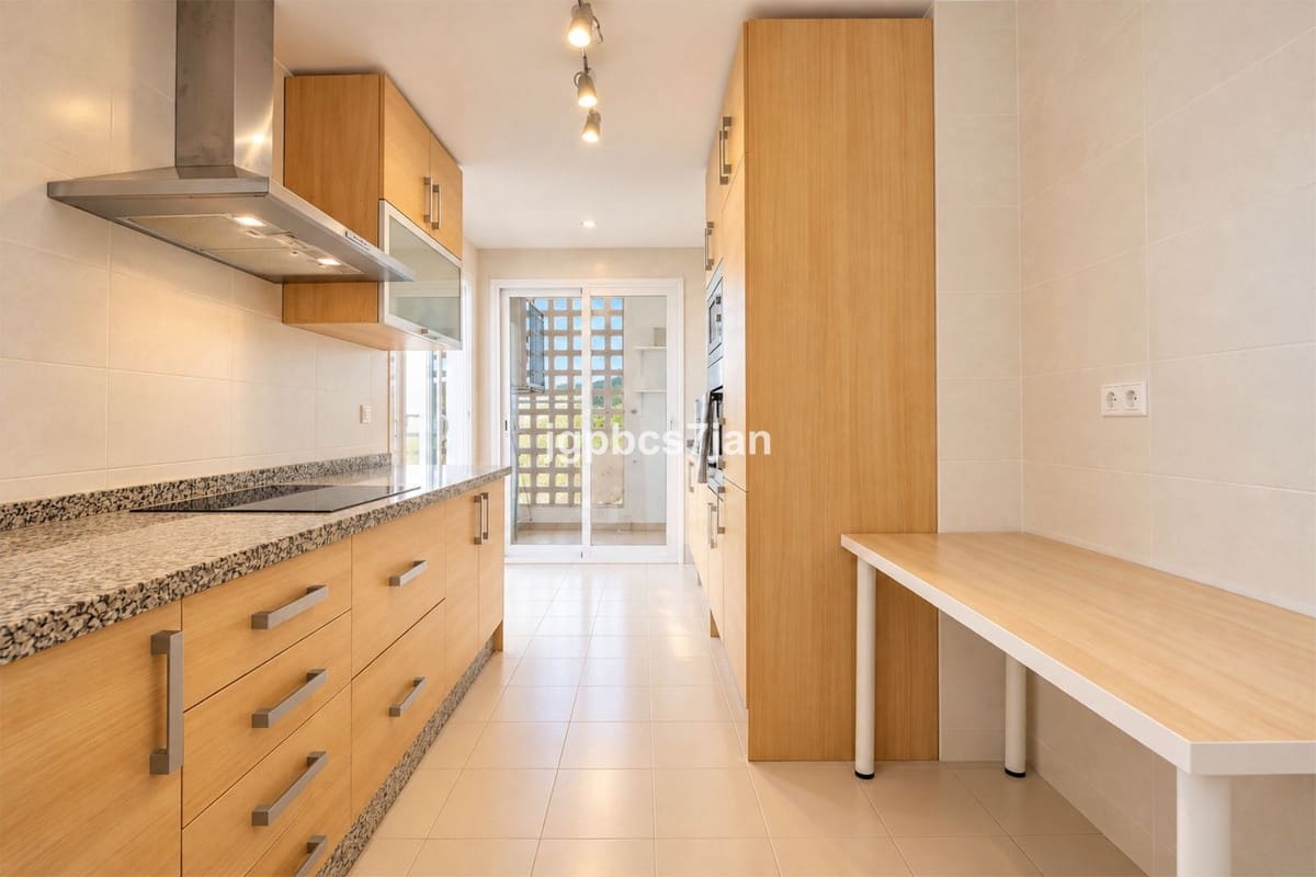 3 soverom Leilighet til salgs i La Mairena med svømmebasseng garasje - € 449 999 (Ref: 10111060)