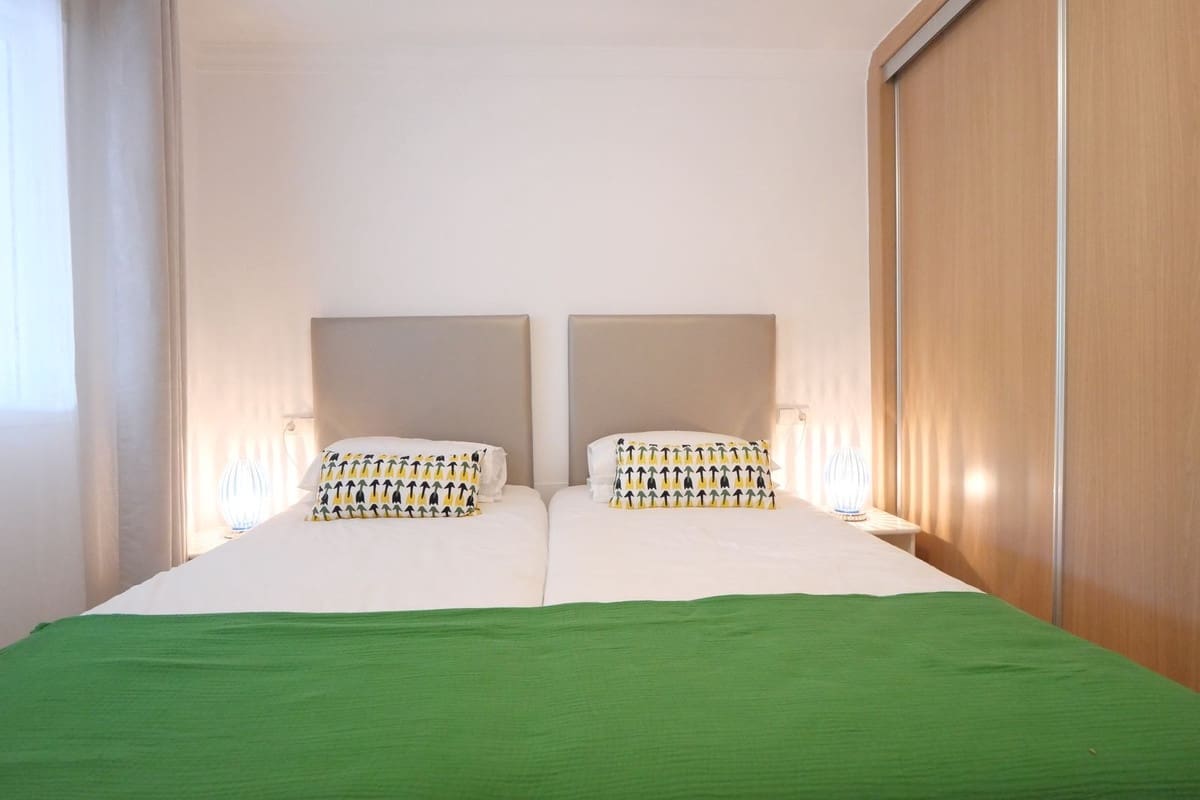 3 bedroom Apartment for sale in La Mairena with pool garage - € 449,999 (Ref: 10111060)