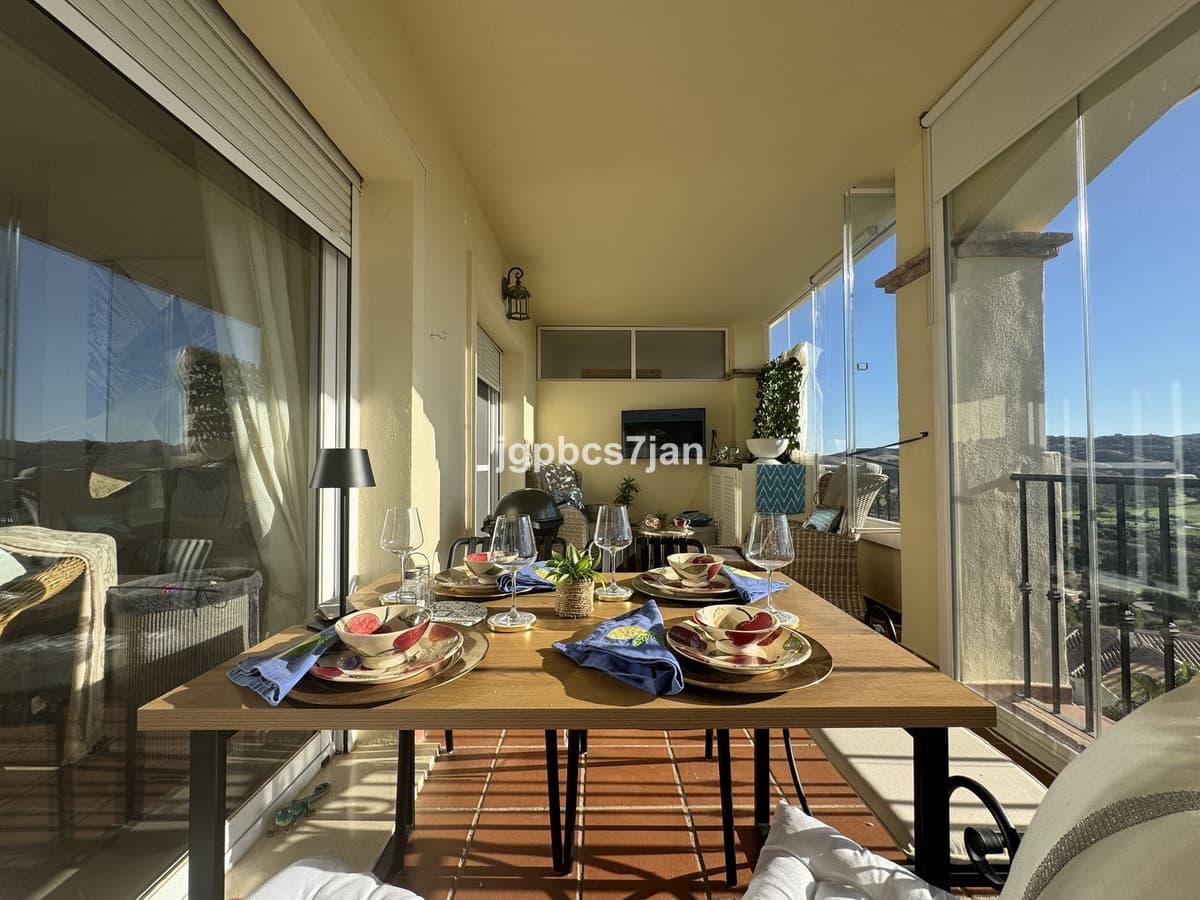 2 slaapkamer Appartement te koop in La Cala Hills met zwembad garage - € 420.000 (Ref: 10118415)